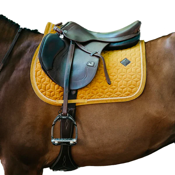 Kentucky Horsewear - Tapis de selle Velvet Jumping Moutarde